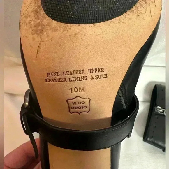 Leon Max, women’s black boots, size 10 with a 4 inch heel - Picture 7 of 8